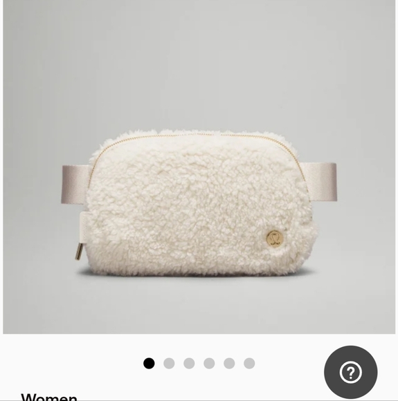 lululemon athletica Sherpa Crossbody Belt Bag - Picture 1 of 4